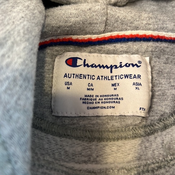 Champion hoodie - Picture 3 of 3